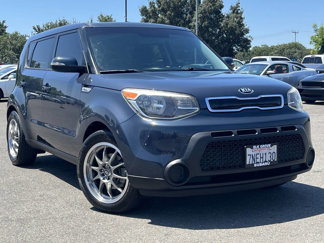 Used 2014 Kia Soul + image 1