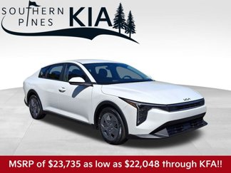 New 2025 Kia K4 LX image 1