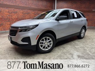 Used 2022 Chevrolet Equinox LS w/ LS Convenience Package image 1