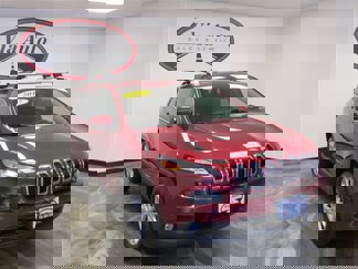 Used 2017 Jeep Cherokee Latitude w/ True North Edition image 1