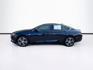Used 2019 Buick Regal Essence w/ Driver Confidence Package I video 4