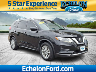 Used 2020 Nissan Rogue SV image 1