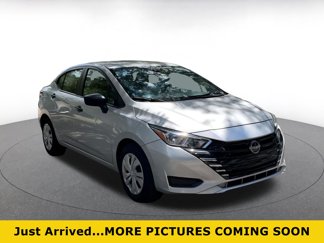 Used 2024 Nissan Versa S image 1