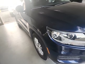Used 2012 Volkswagen Tiguan S image 1