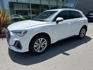 Used 2024 Audi Q3 2.0T Premium image 1