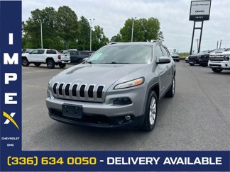 Used 2018 Jeep Cherokee Latitude image 1