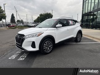 Used 2023 Nissan Kicks SV image 1