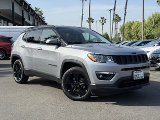 Used 2019 Jeep Compass Altitude image 1