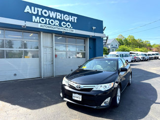 Used 2014 Toyota Camry XLE image 1