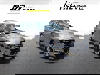 Used 2023 Chevrolet Malibu LT image 1