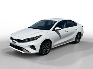Used 2023 Kia Forte LXS w/ LXS Technology Package image 1