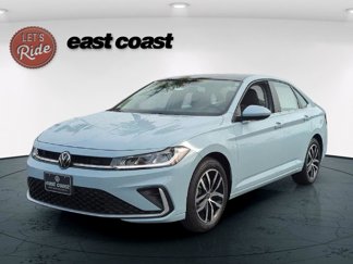 New 2025 Volkswagen Jetta SE image 1