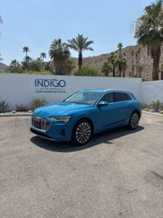 Used 2019 Audi e-tron Prestige w/ Prestige Package image 1