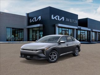 New 2025 Kia K4 LXS image 1
