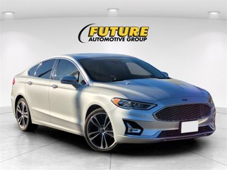 Used 2019 Ford Fusion Titanium image 1