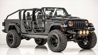 Used 2025 Jeep Gladiator Sport image 1