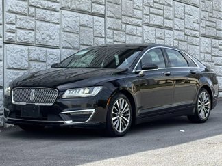 Used 2017 Lincoln MKZ Premiere image 1