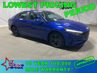 Used 2023 Hyundai Elantra SEL image 1