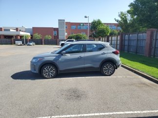 Used 2024 Nissan Kicks SV image 1