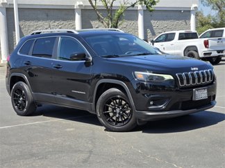 Used 2019 Jeep Cherokee Latitude w/ Popular Appearance Group image 1