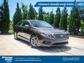 Used 2016 Hyundai Sonata SE image 1