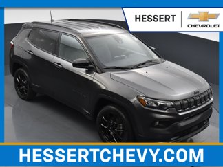 Used 2022 Jeep Compass Altitude image 1