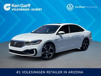 Used 2022 Volkswagen Passat 2.0T R-Line image 1