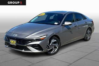 Used 2024 Hyundai Elantra Limited image 1