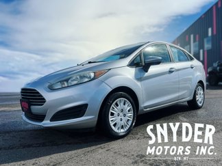 Used 2015 Ford Fiesta S image 1