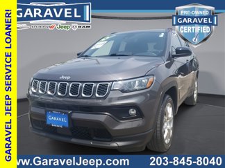 Used 2024 Jeep Compass Latitude w/ Sun and Sound Group image 1