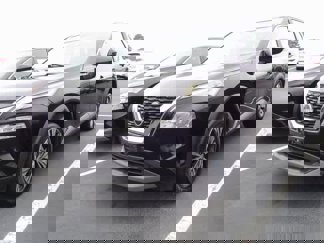 Used 2023 Nissan Rogue SV image 1