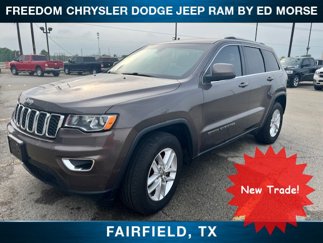 Used 2018 Jeep Grand Cherokee Laredo image 1