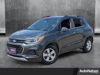 Used 2018 Chevrolet Trax LT w/ LT Convenience Package image 1