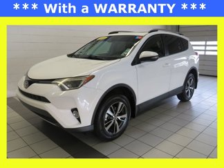 Used 2018 Toyota RAV4 XLE image 1