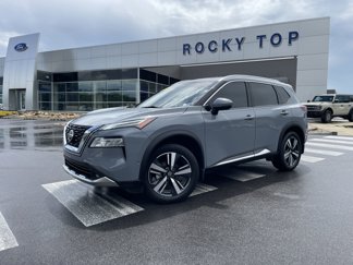 Used 2021 Nissan Rogue Platinum image 1