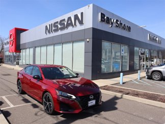 Certified 2023 Nissan Altima 2.5 SR image 1