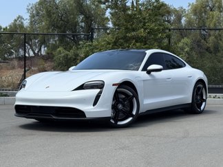 Used 2022 Porsche Taycan image 1