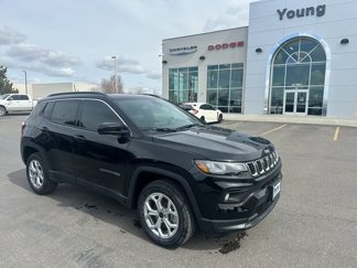 New 2025 Jeep Compass Latitude image 1