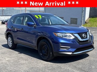 Used 2017 Nissan Rogue S image 1