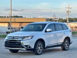 Used 2018 Mitsubishi Outlander SE image 1
