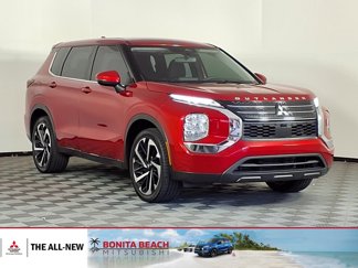 Used 2022 Mitsubishi Outlander ES image 1