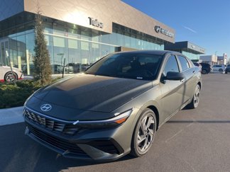 New 2025 Hyundai Elantra SEL image 1