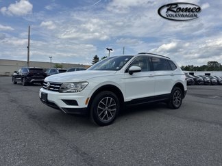 Used 2019 Volkswagen Tiguan SE image 1