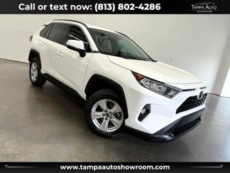Used 2020 Toyota RAV4 XLE image 1