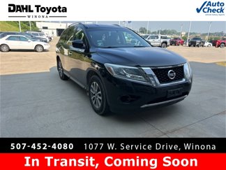 Used 2014 Nissan Pathfinder SV image 1