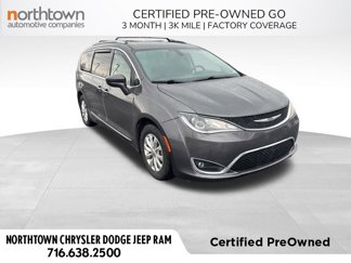 Used 2019 Chrysler Pacifica Touring-L image 1