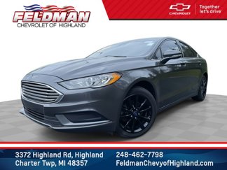 Used 2017 Ford Fusion SE image 1