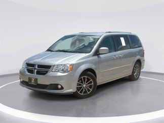 Used 2017 Dodge Grand Caravan SXT image 1