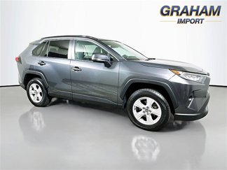 Used 2021 Toyota RAV4 XLE image 1