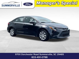 Used 2022 Toyota Corolla LE image 1